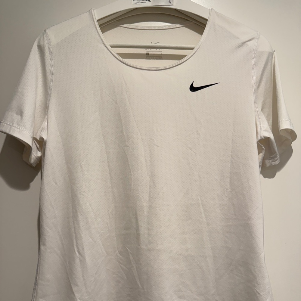 Nike Women's White Short Sleeve Tee